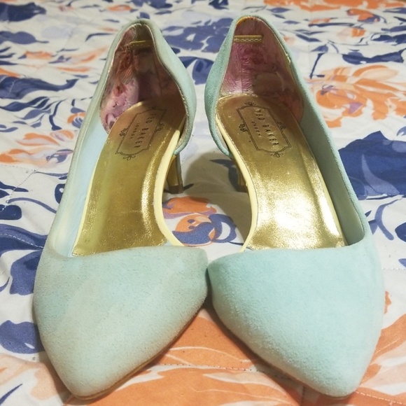 Mint Ted Baker heels- suede. EUC - Picture 2 of 5
